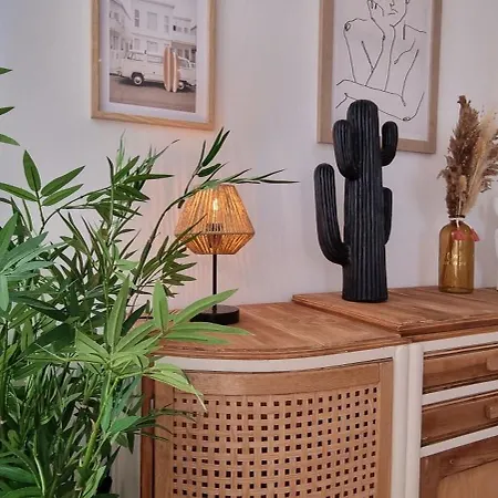 شقة Le 42, Tres Bel - Hyper Centre - Calme *